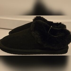Aerie Womens Black Plush Slippers, Size 7, NWT